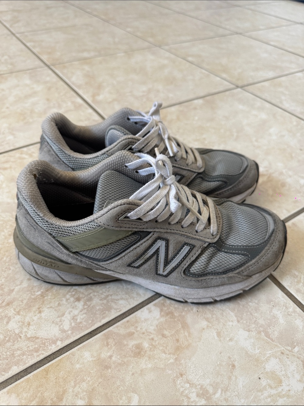 New Balance womens Gray Mesh & Suede Sneakers